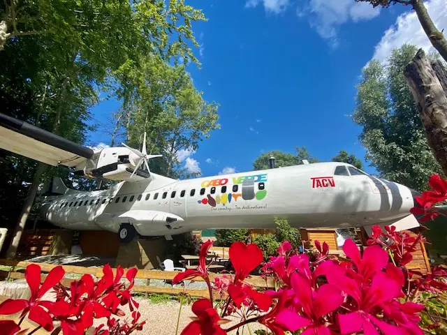 Overnachting in een vliegtuig in Wieringerwerf